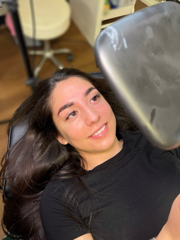 Brow Wax + Hybrid Tint