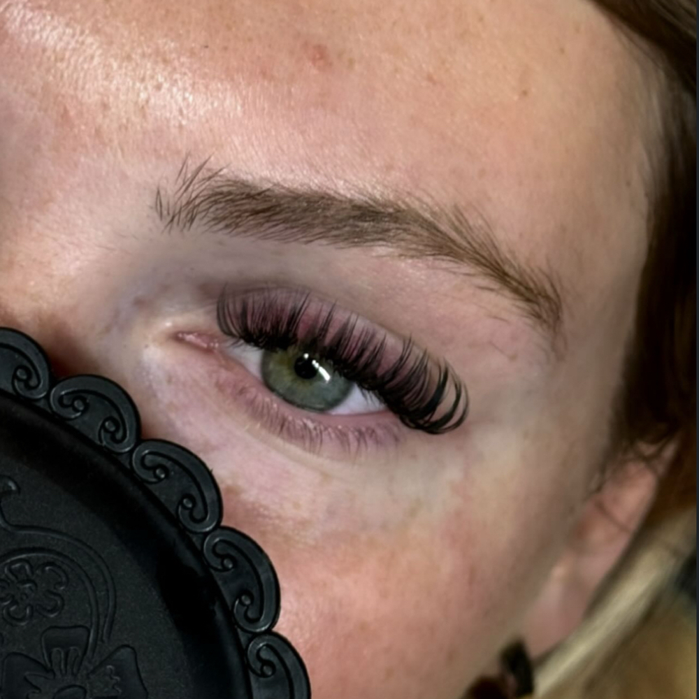 Spike Lash Set at luxedbylyss in Mohawk, NY