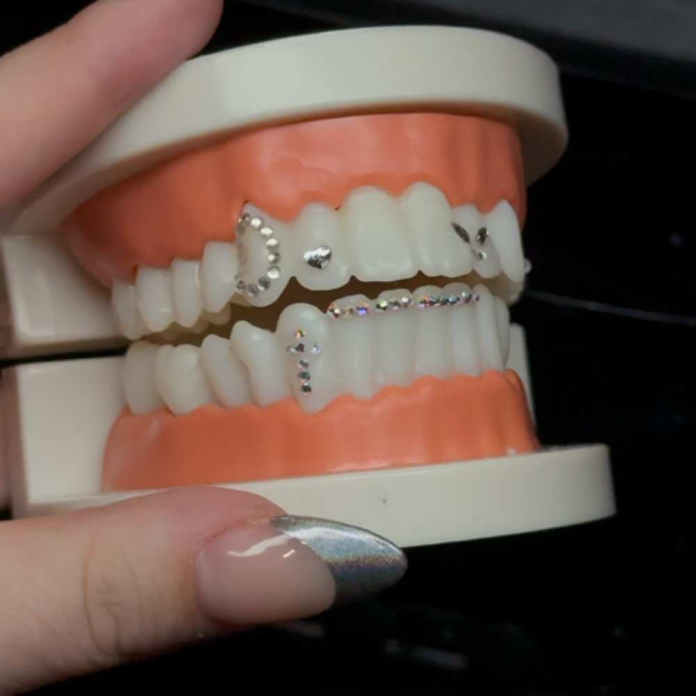 Tooth Gems at Dae’s Designs in Cedar Rapids, IA