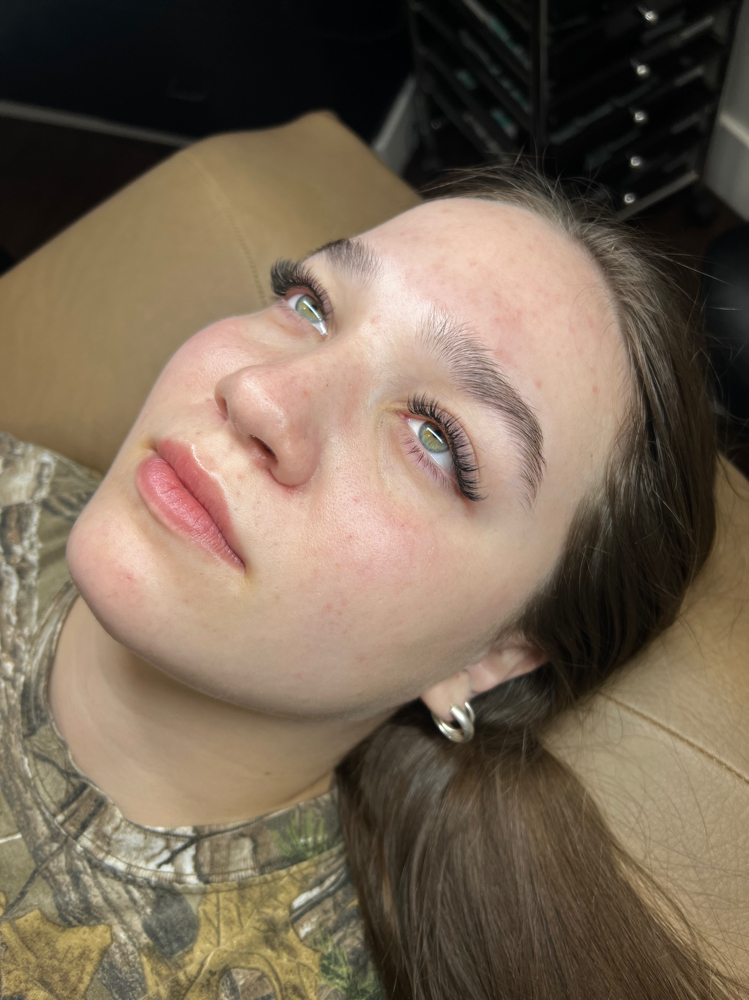 Custom Lash Extensions — Full Set