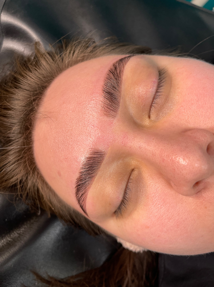 Brow Lamination and Hybrid Tint