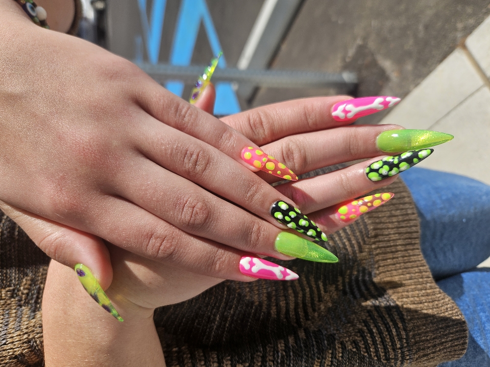Advanced Nail Art at Zoe Allman in Heath, OH