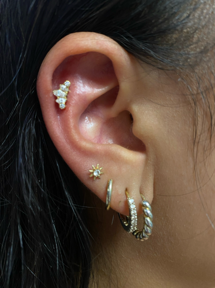 Ear-Double (Jewelry not included)