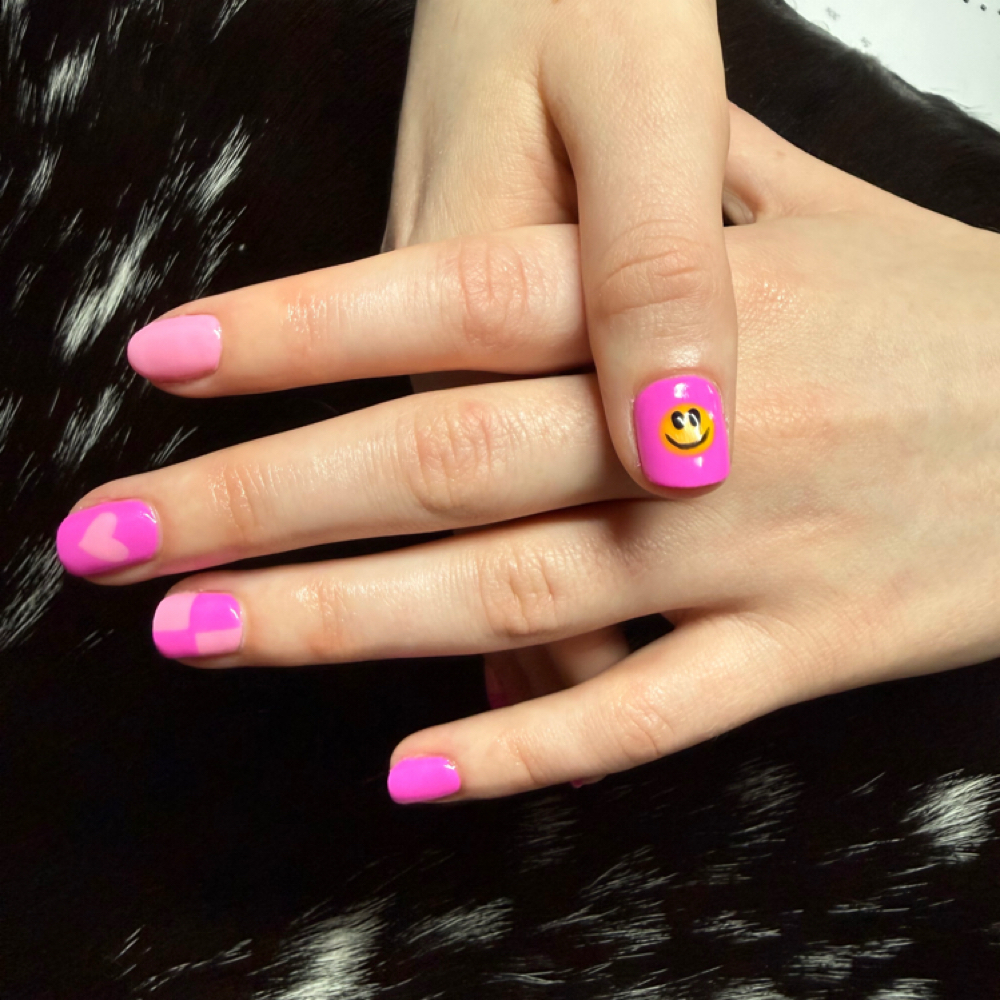 Gel Polish at Double Eagle Salon in Baker, MT