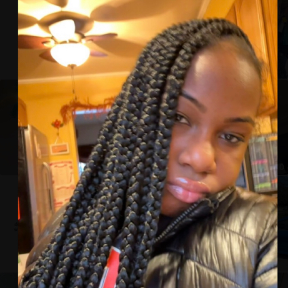 Jumbo Knotless Braids: Calf Length at THEZOEWAYY in Park Forest, IL