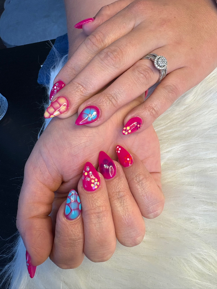 Hard Gel Fullset at Luxe Beauty and Barbering in Klamath Falls, OR