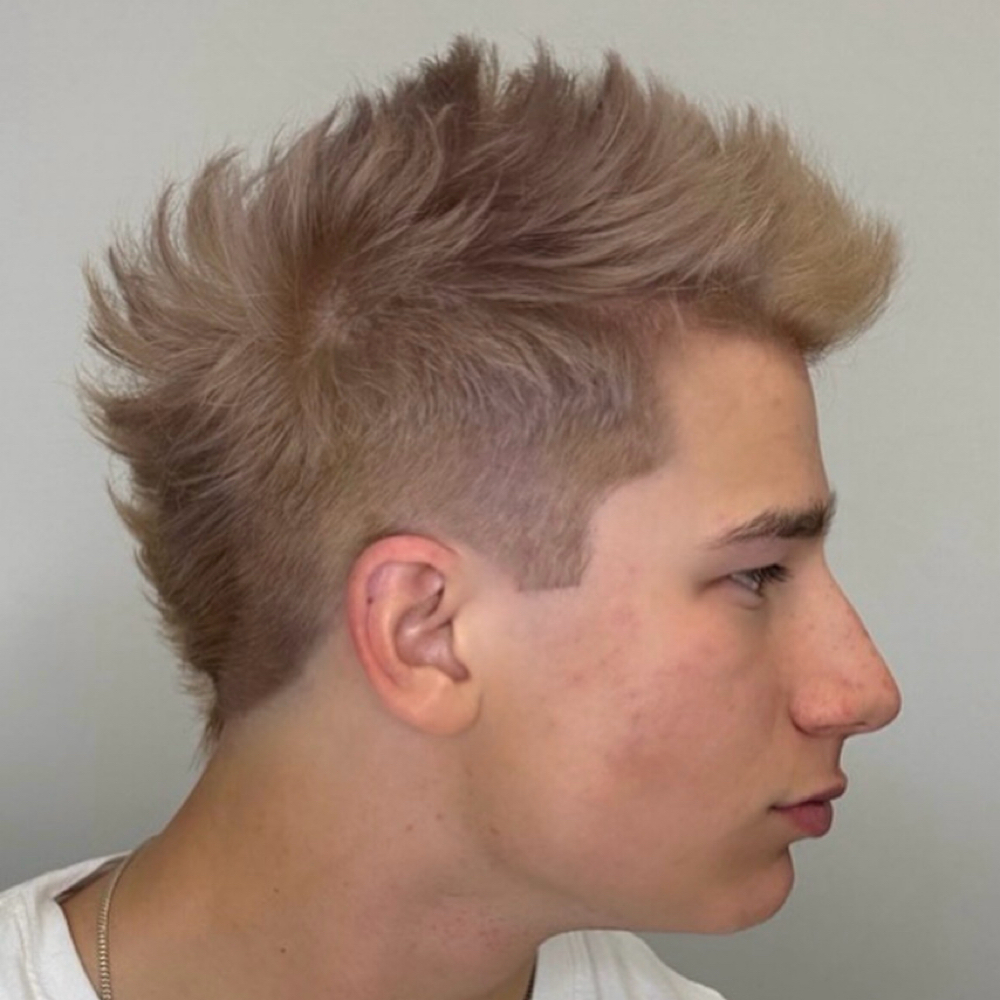 Clipper Cut at Fab W/ Enliven Salon in Milton, WA