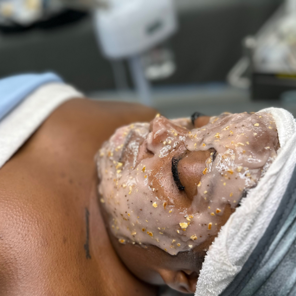 Hydrojelly Mask at ACESTHETICS LLC in Milford, CT