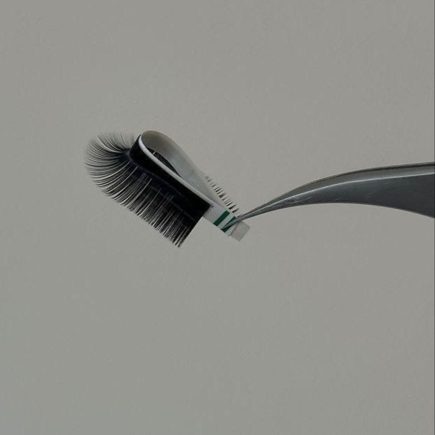 Luxury Mega Volume- Full Set at Chelsi’s Lash & Brow Bar in Greendale, IN