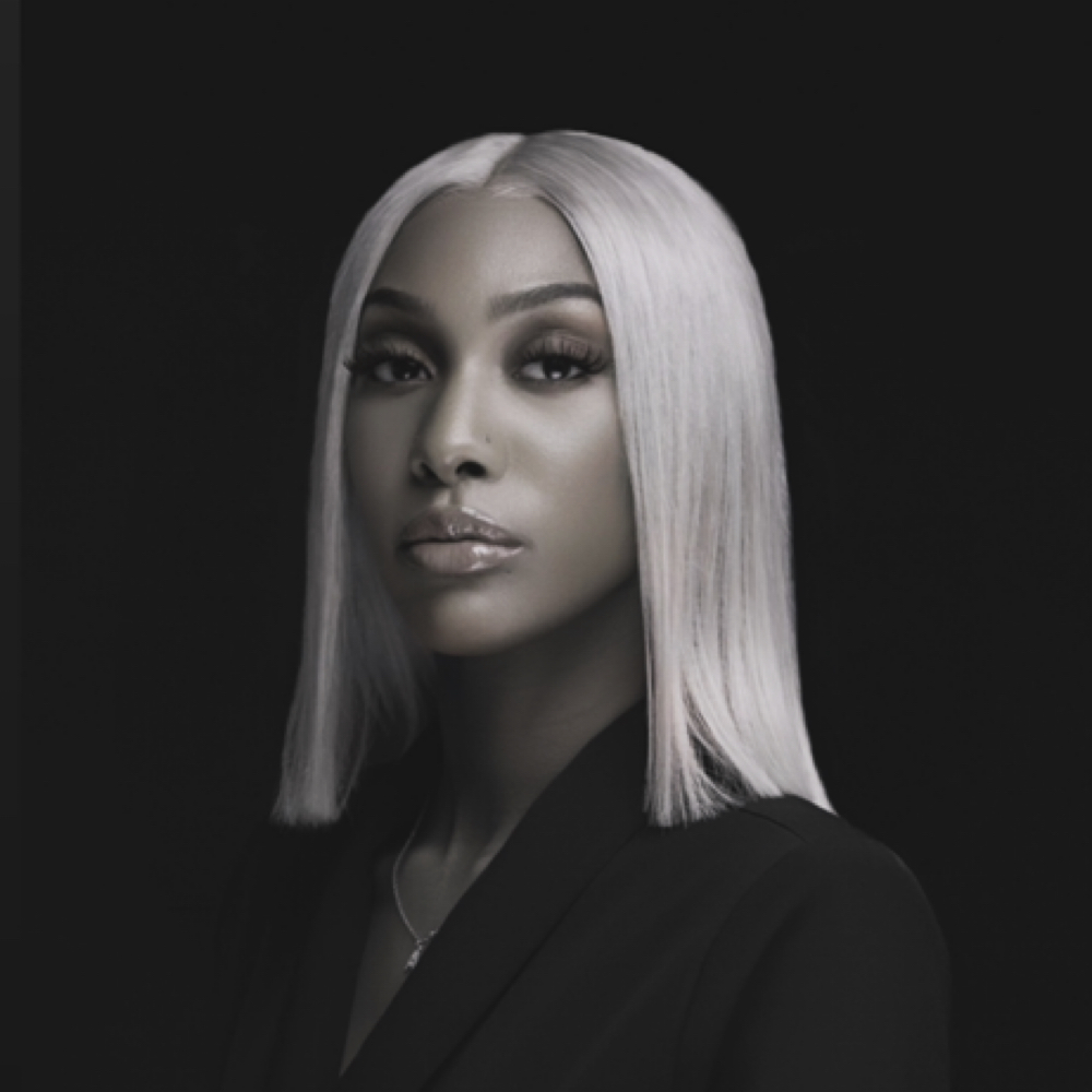 Microlink/Tape-in Wash & Set at Aminah Diona Beauty Studio in Pittsburgh, PA