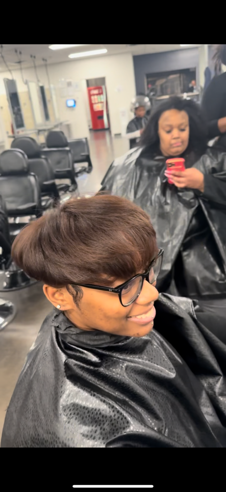 Haircuts at Oshi Wrote My Roots in Dallas, TX