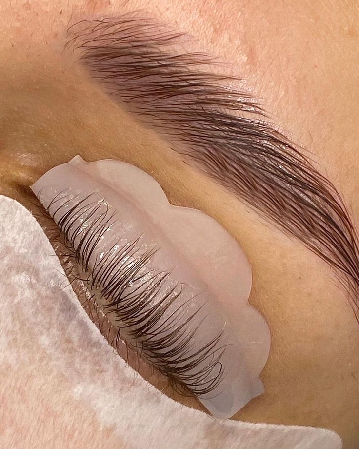 Eyelash Tint