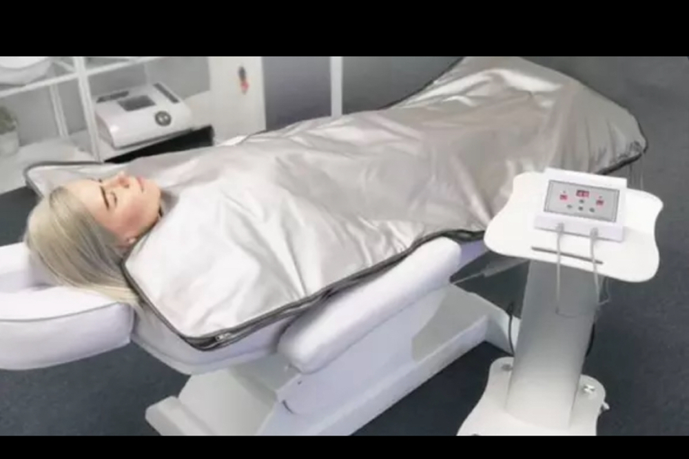 Infrared sauna suit wrap session