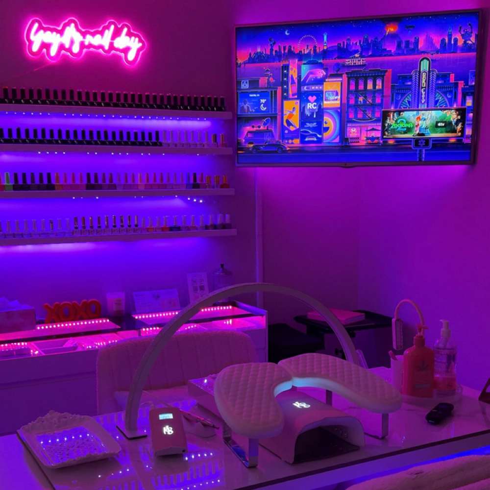 VIP 1-on-1 Private Training at Luxed Beauty Bar in Tustin, CA