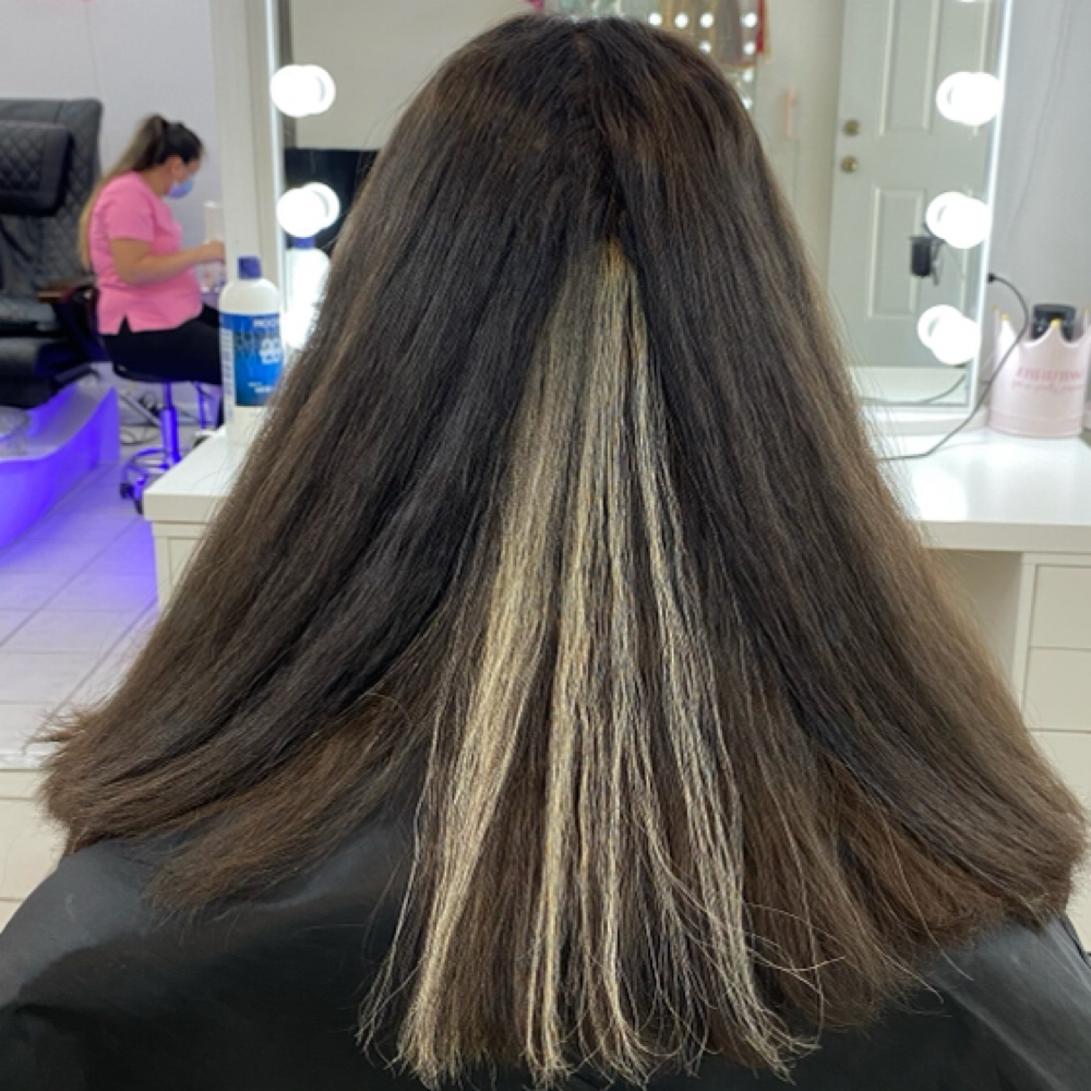 Hair strand test at Angels by Manu in Memphis, TN