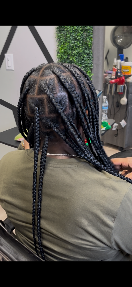 Knotless (large knotless) at Oh That Ain’t Bad in Houston, TX
