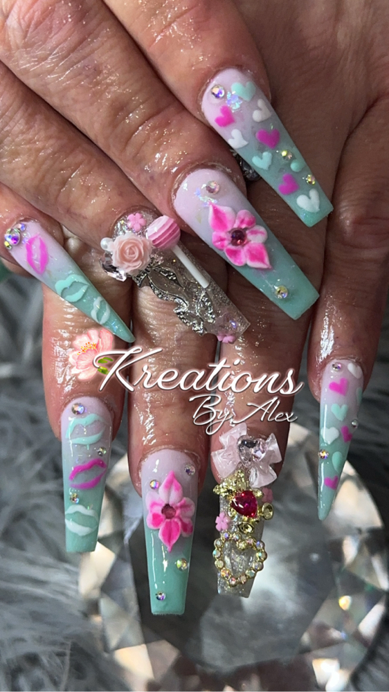 Junk Nail Medium/ Long-long Nails