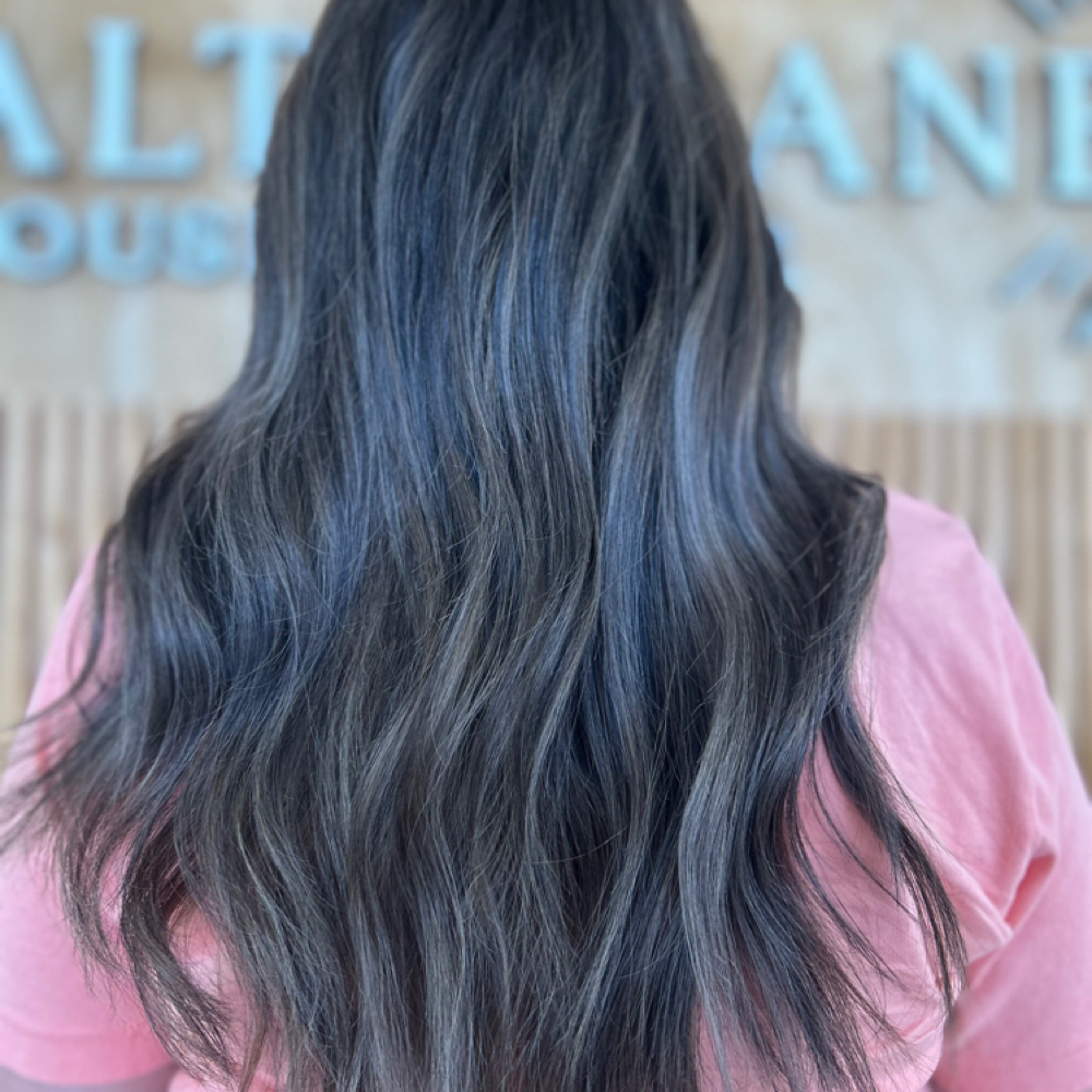 Highlights at hairbypaiss in Amarillo, TX