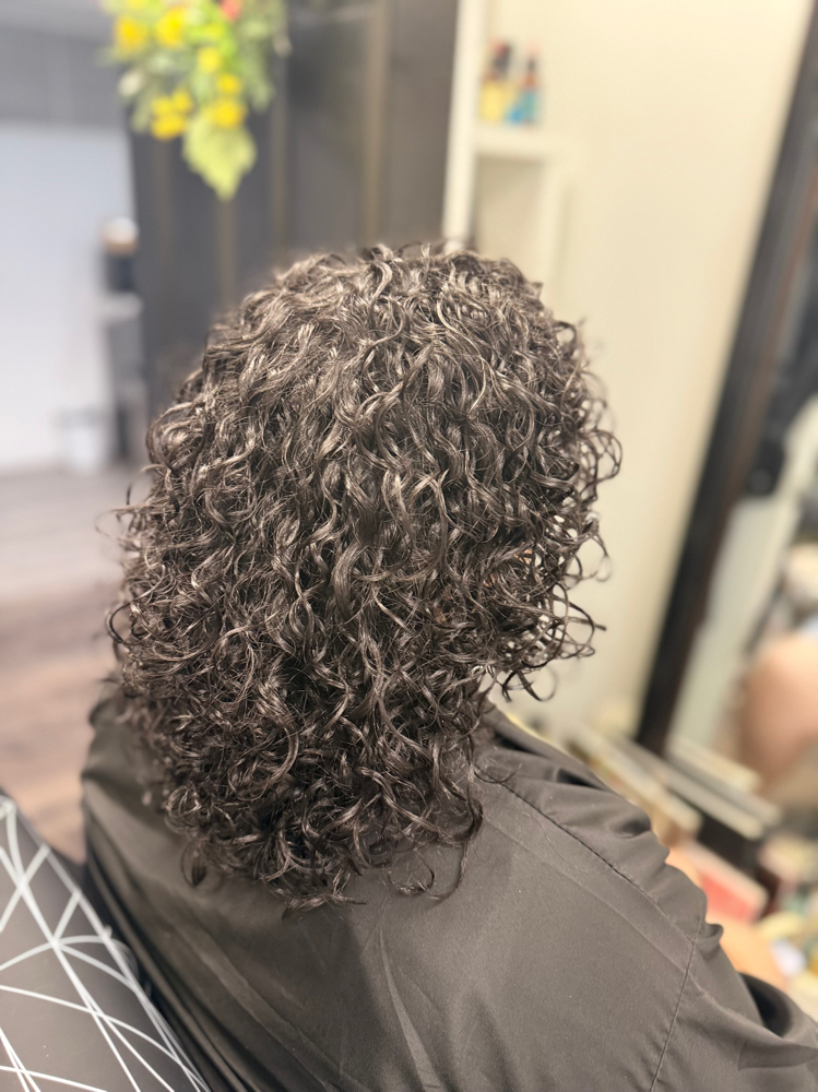 Curly Cut & Style