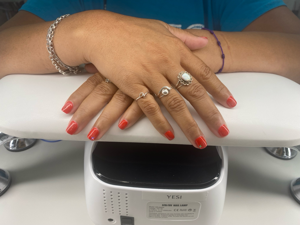 Rubber Base Manicure