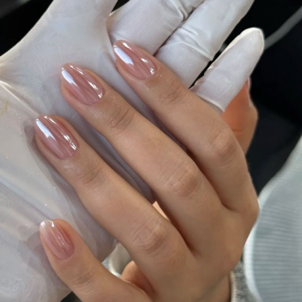 Chrome at chic nails room in Dobbs Ferry, NY