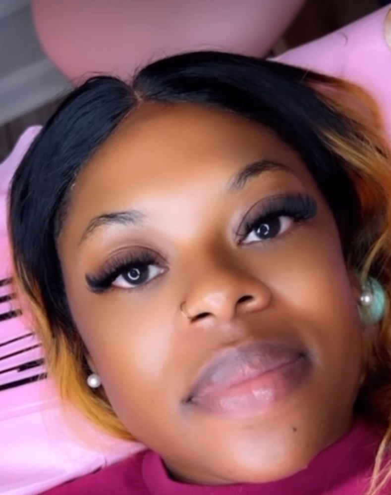 Volume Lash Extensions