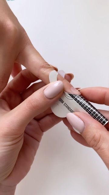 Sculpture Acrylic Nails at LUXOR BEAUTY BAR in ALPHARETTA, GA