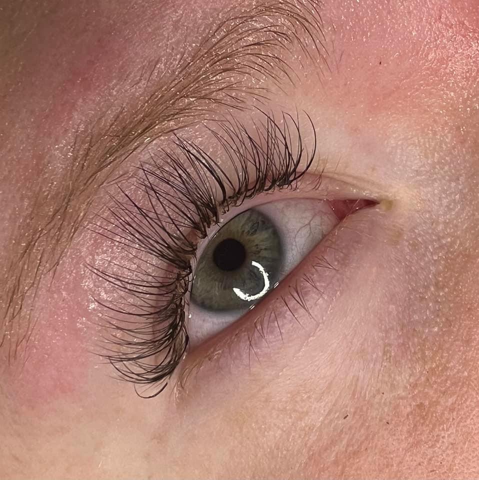 Lash Extensions- Hybrid (month)