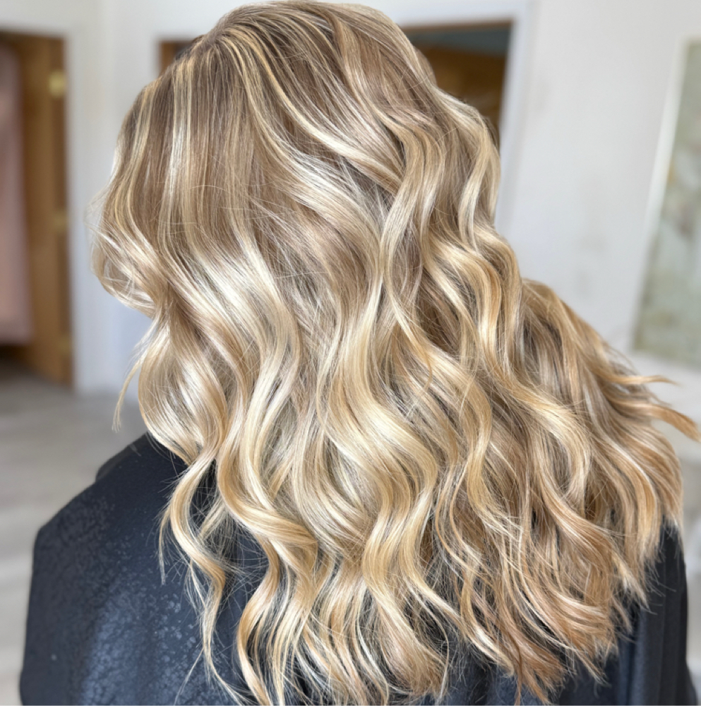 Refresh/Partial Foil at Lavish Beauty by Hannah in Chillicothe, OH