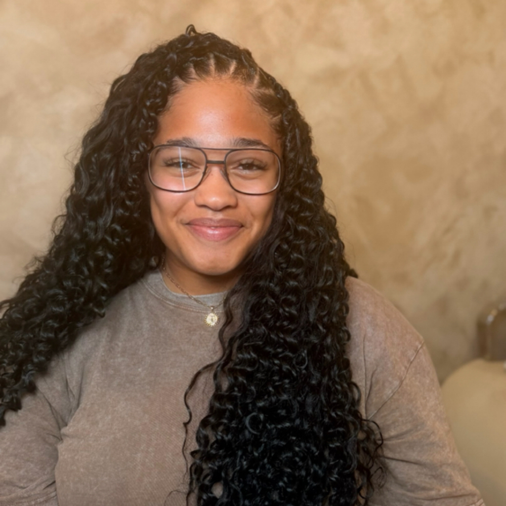 Miracle Knots over Dreads at Brittany at The Bella Lounge in San Antonio, TX