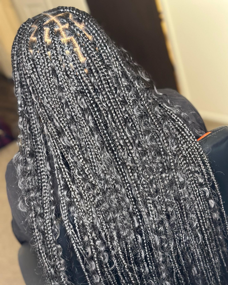 Small Boho Knotless Braids