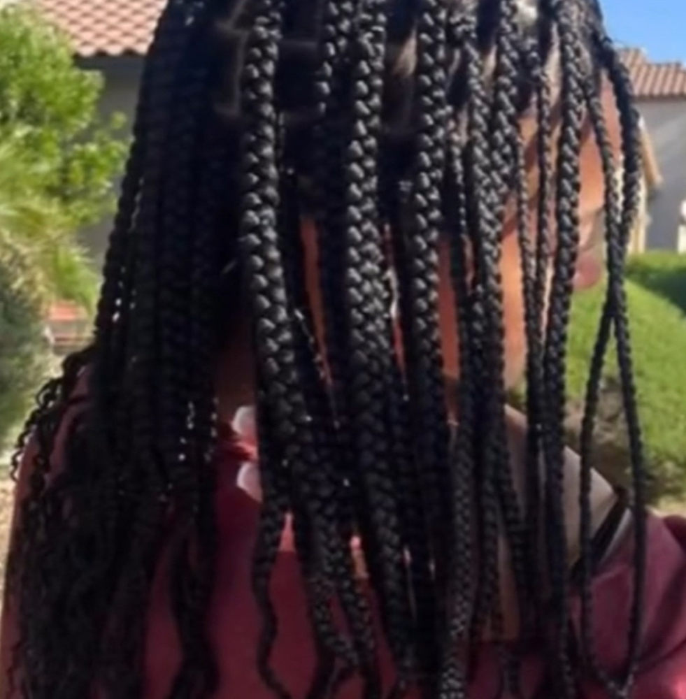 Medium Knotless