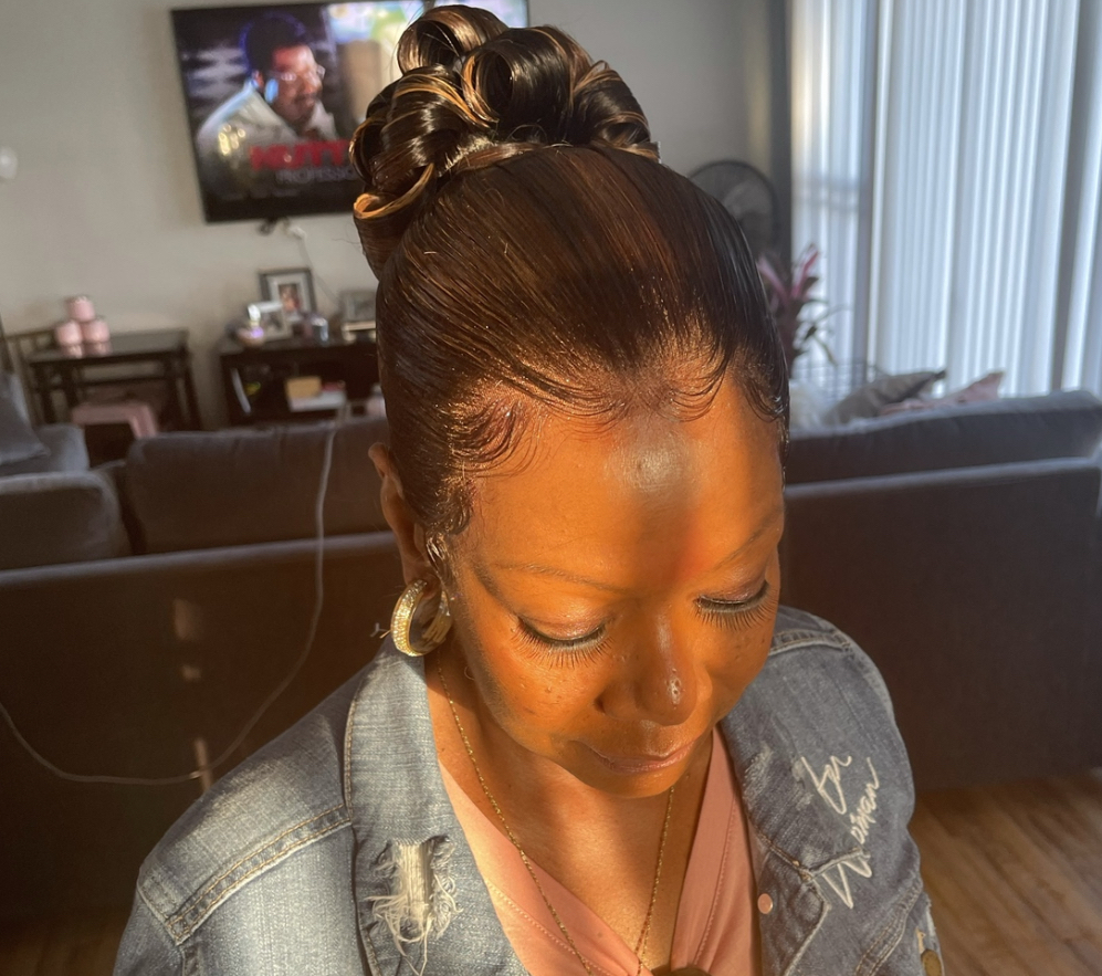Ponytail w/ Frontal