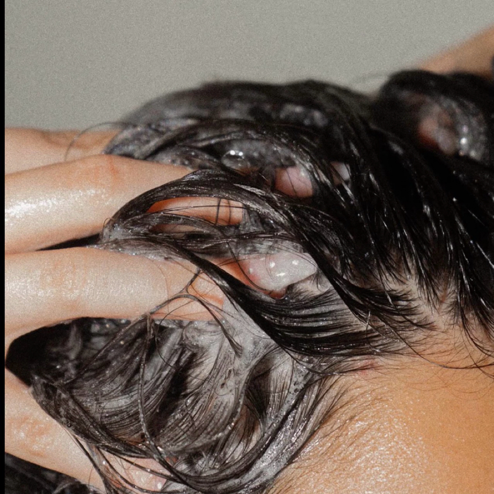 Shampoo&Conditioner at Lineage Beauty Studio by Vale in Four Oaks, NC