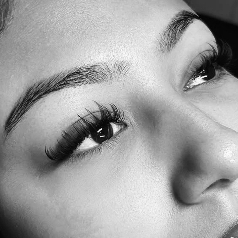 Hybrid Full Set at LinasLashLab in Buffalo, NY