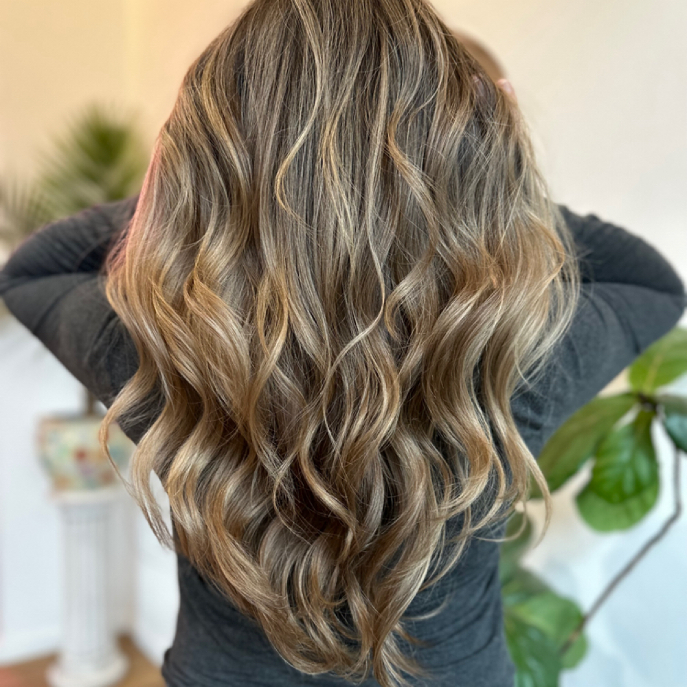 Mini Highlight at Lady Stardust Salon in Nevada City, CA