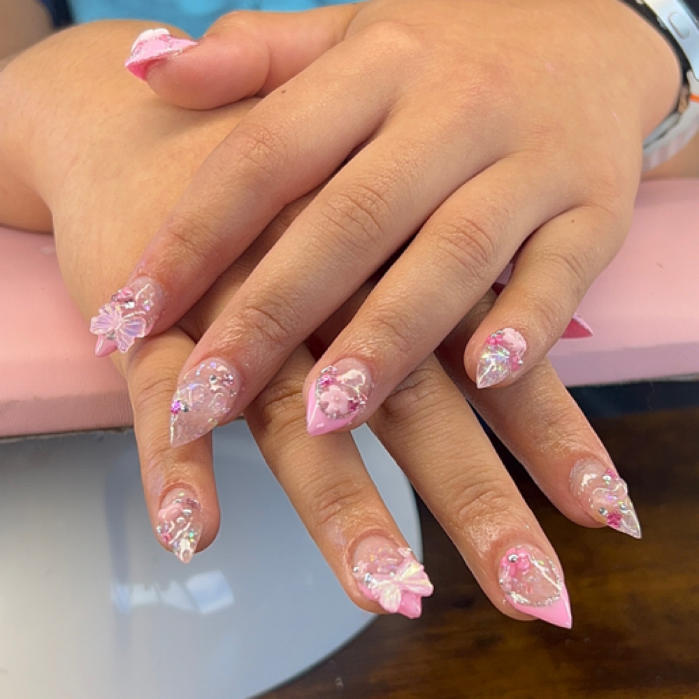 Acrylic Fill at Liz Seward in Richmond, VA