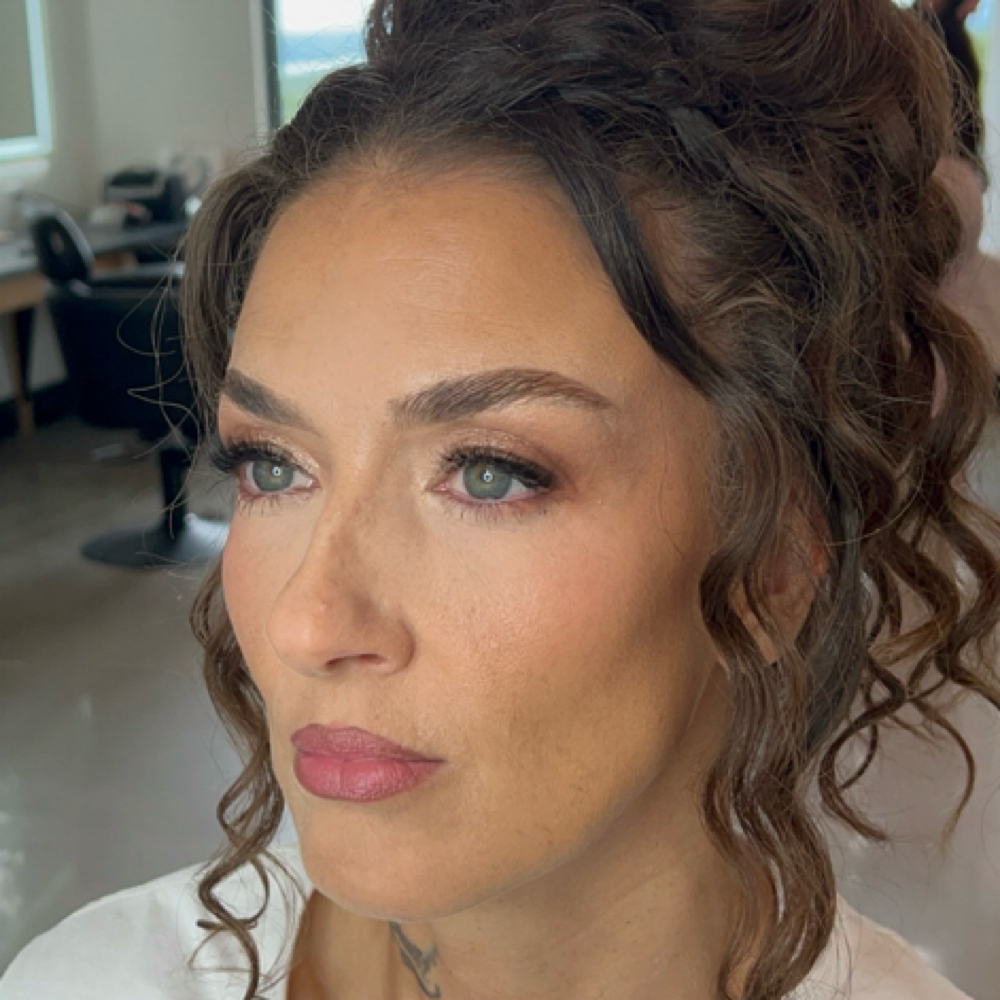 Soft Glam at Paint Beauty Lounge in Oklahoma City, OK