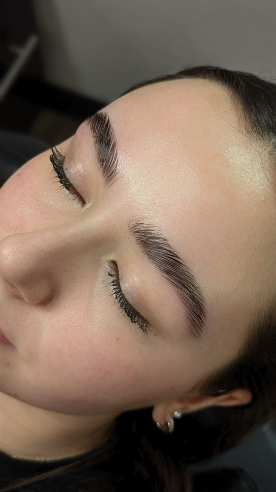 Eyebrows Lamination + Tint + Shape