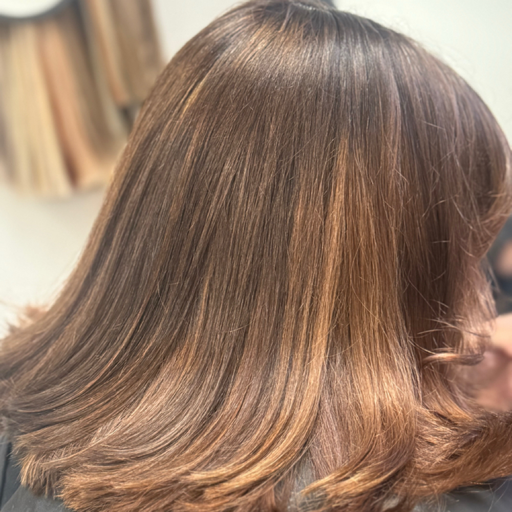 Root Retouch + Partial Foil at Styled_By_Atlantis in Puyallup, WA