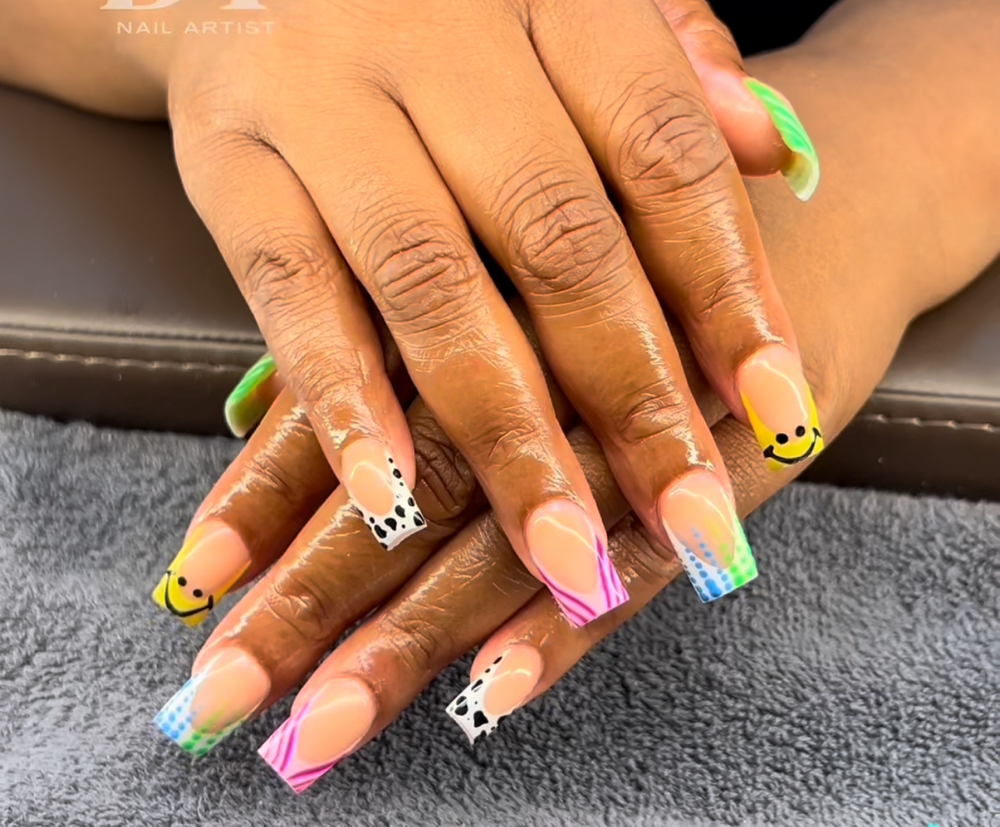 Medium Acrylic Nails