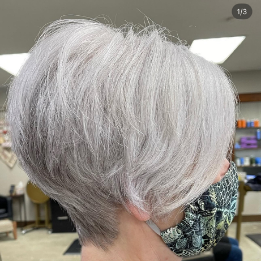 Medium Length Haircut below ear at Meraki Collective in Tacoma, WA
