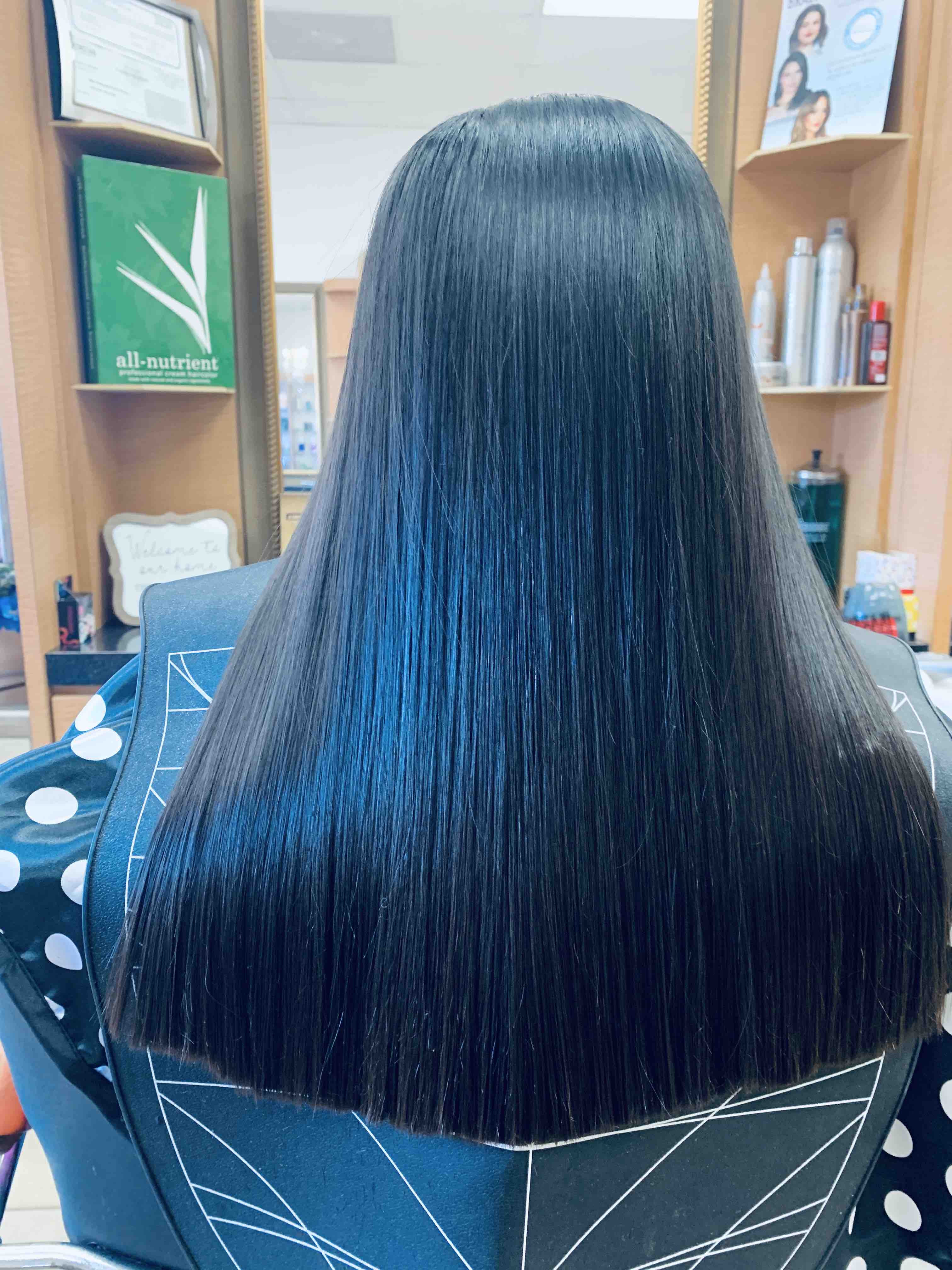 ROYAL HAIRCUT FOR LADIES