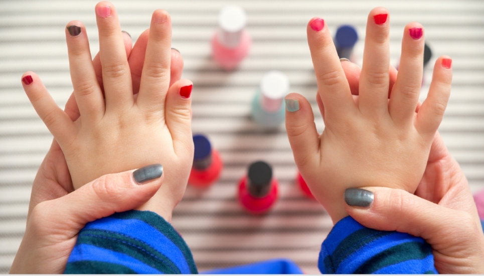 Kid's Manicure