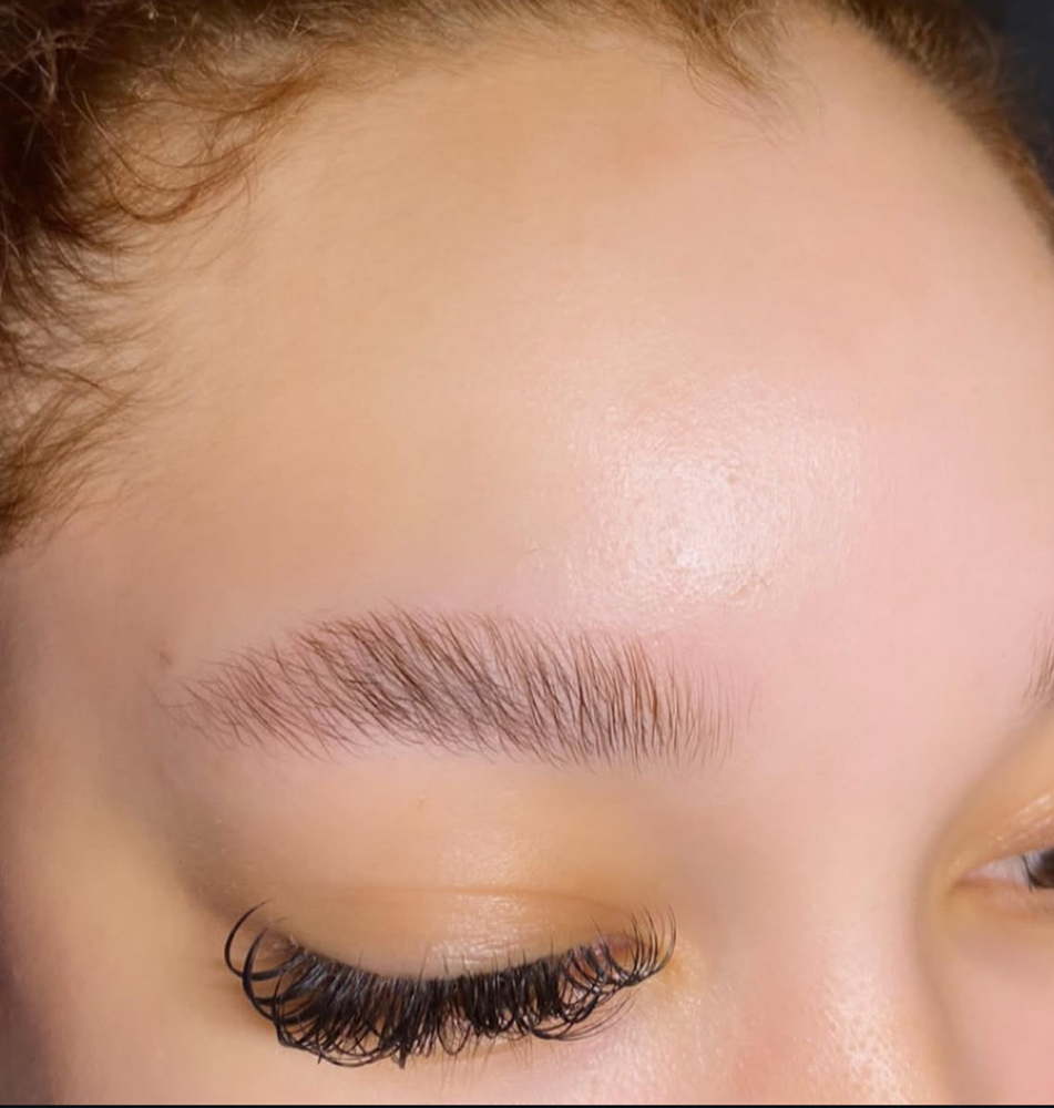 Eyebrow Lamination