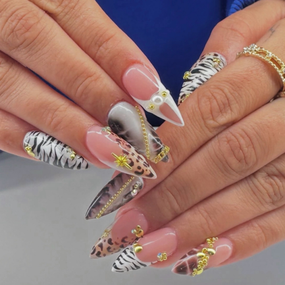Hard Gel Full Set at VICI Beauty and Spa in Boardman, OH