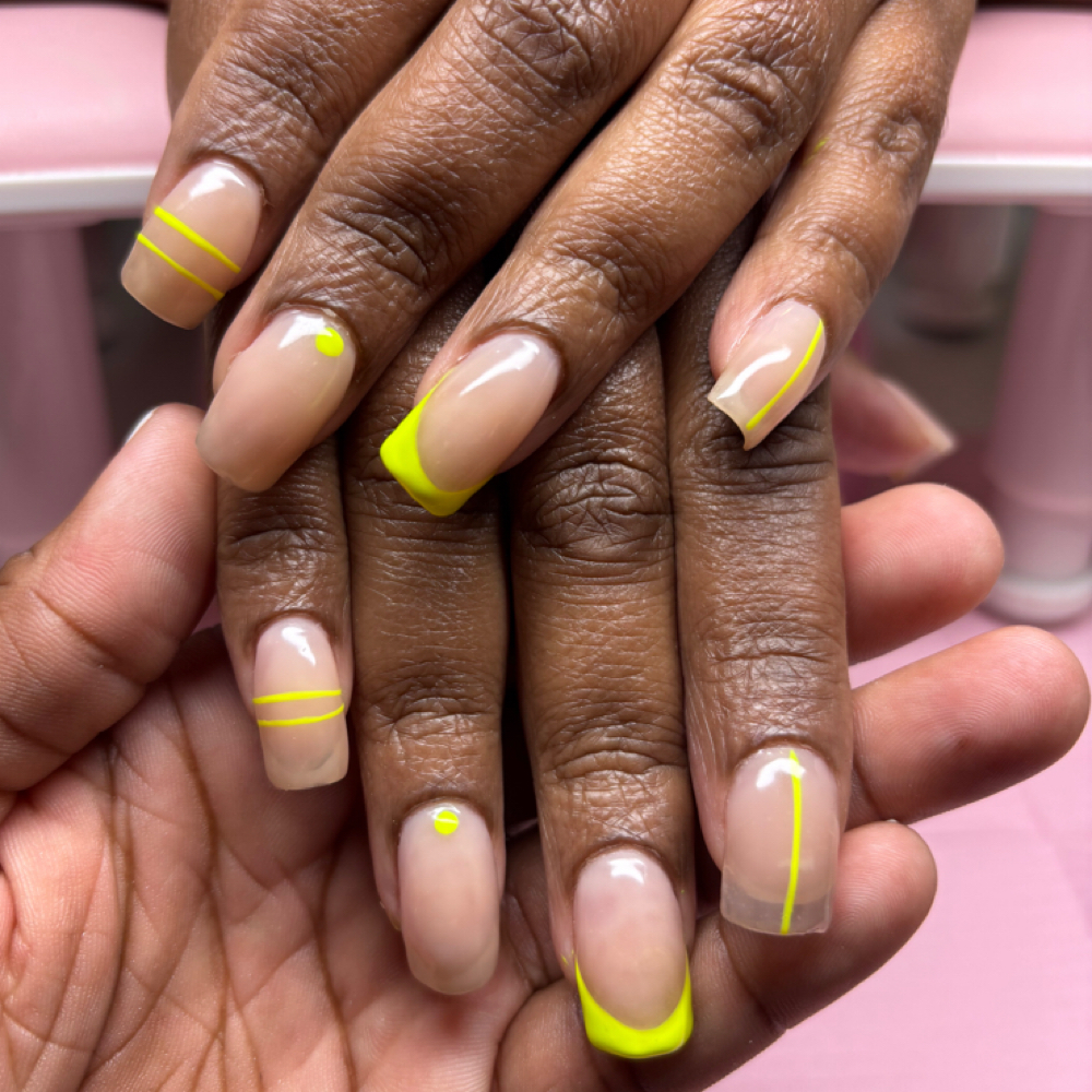The Signature Bloom Set at In Bloom by Vanne in Kansas City, MO
