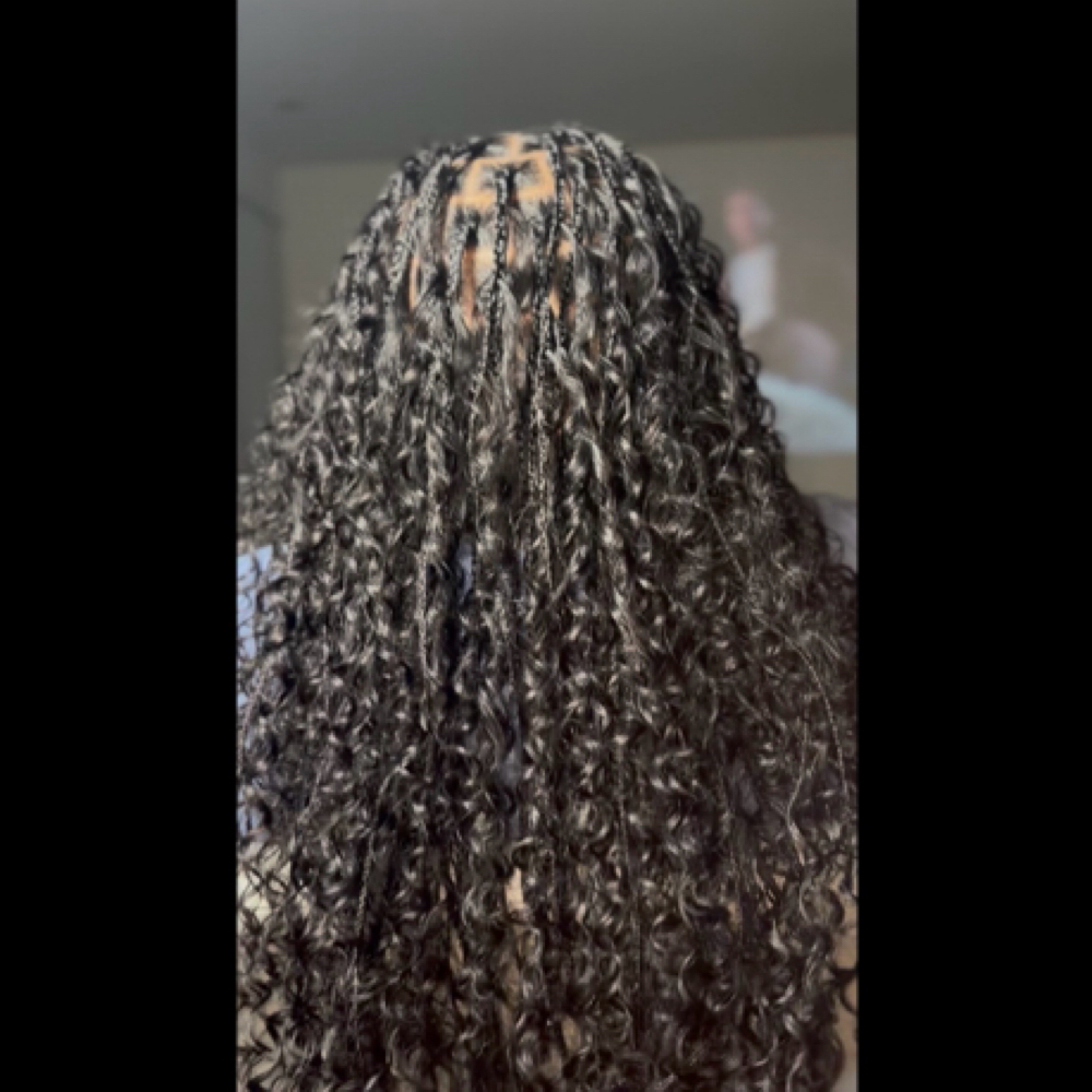 Miracle knotless at Shay Hair Therapy in Ann Arbor, MI