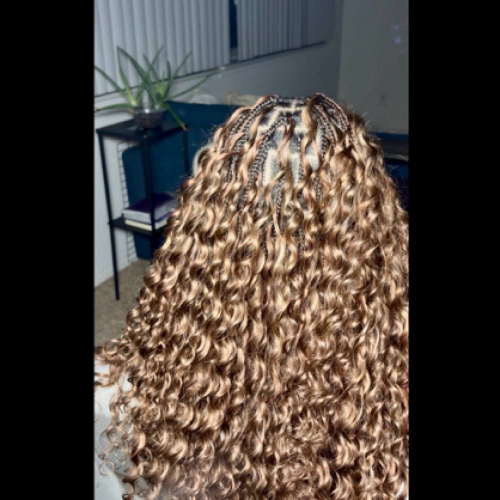 Miracle knotless at Shayna Alexandria Hair Therapy in Ann Arbor, MI