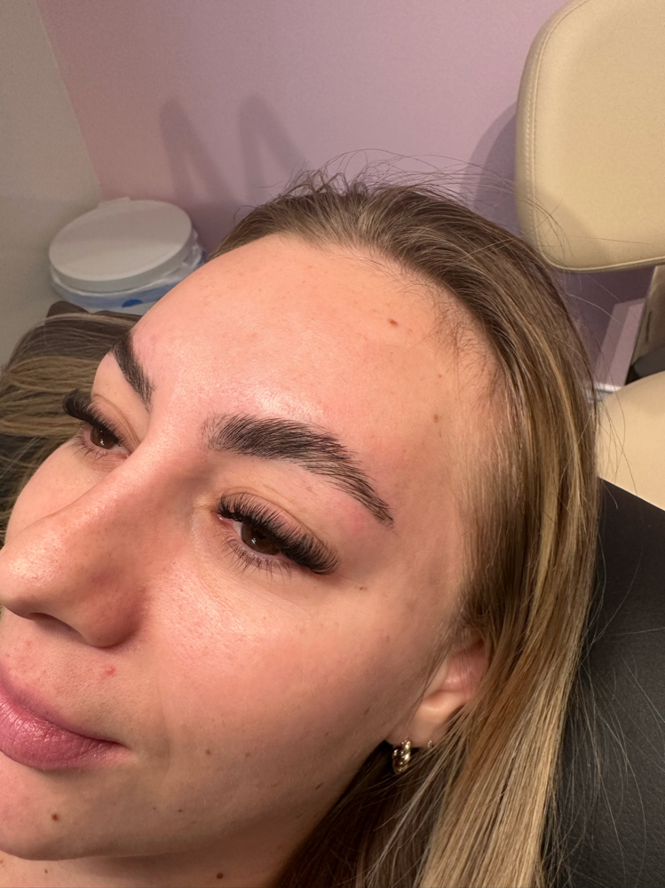 Brow Tint